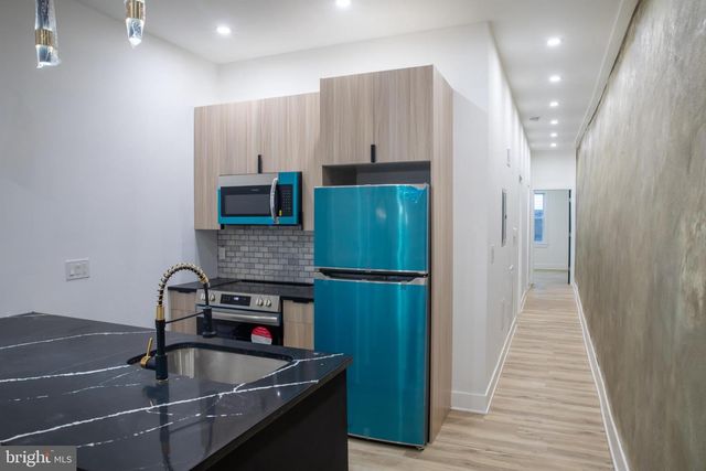 55 W SEYMOUR ST, Philadelphia, PA 19144