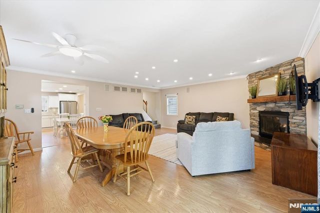 30 Lincoln Avenue, Wood Ridge, NJ 07075