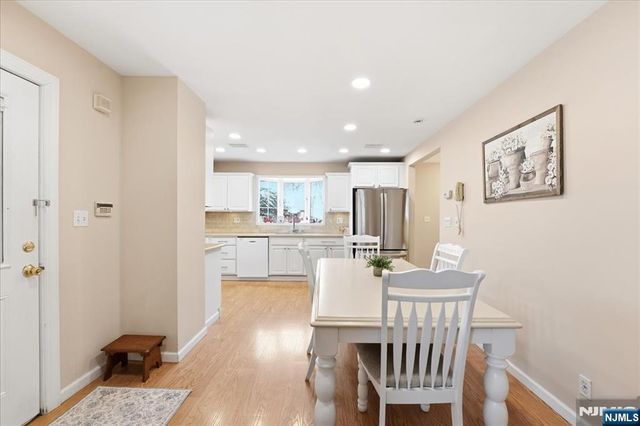 30 Lincoln Avenue, Wood Ridge, NJ 07075