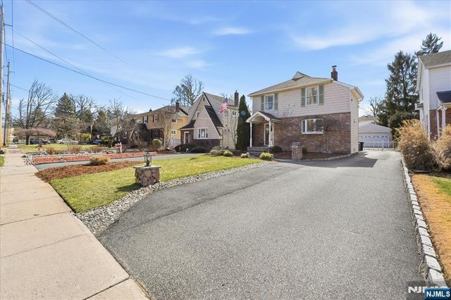 30 Lincoln Avenue, Wood Ridge, NJ 07075