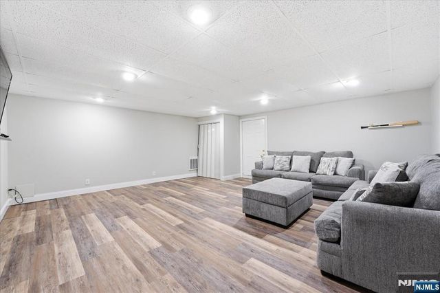 30 Lincoln Avenue, Wood Ridge, NJ 07075