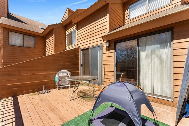 61 Clement Ct 61, Haverhill, MA 01832