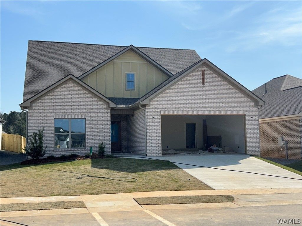 12644 White Pine, Northport, AL 35475