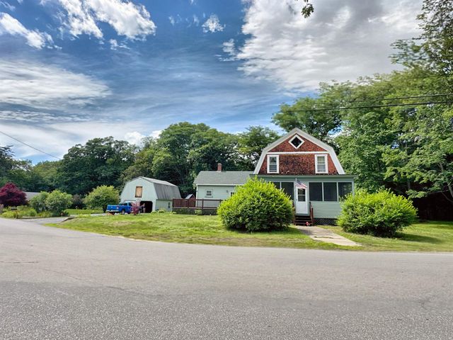 1 Ainsworth Road, Claremont, NH 03743