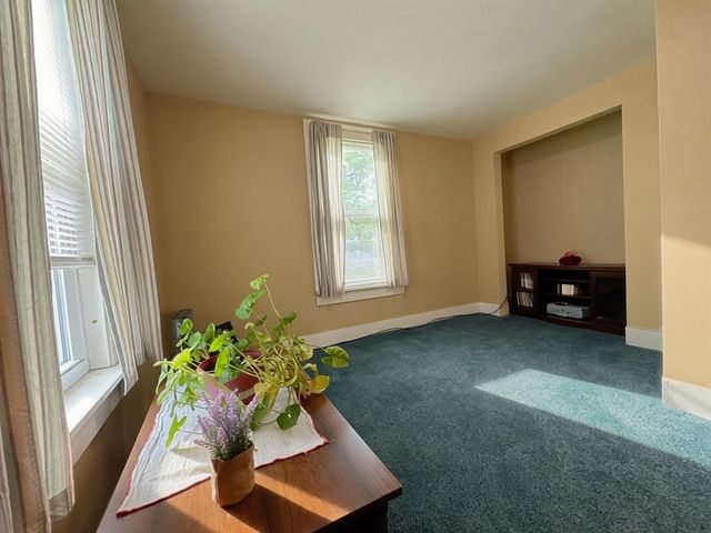 1 Ainsworth Road, Claremont, NH 03743