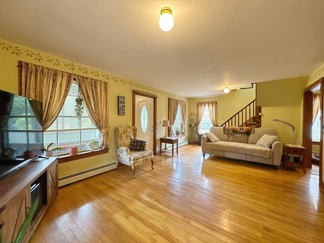 1 Ainsworth Road, Claremont, NH 03743