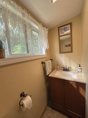 1 Ainsworth Road, Claremont, NH 03743