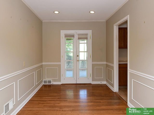 542 S 87 Circle, Omaha, NE 68114