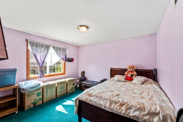 2507 Eagle Point Court, Des Moines, IA 50320