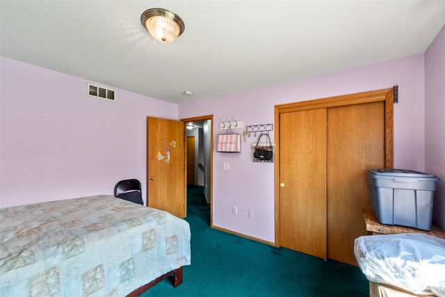 2507 Eagle Point Court, Des Moines, IA 50320