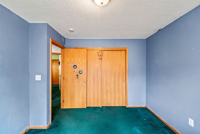 2507 Eagle Point Court, Des Moines, IA 50320