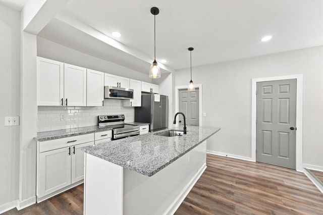 905 Bellows Avenue, Columbus, OH 43223