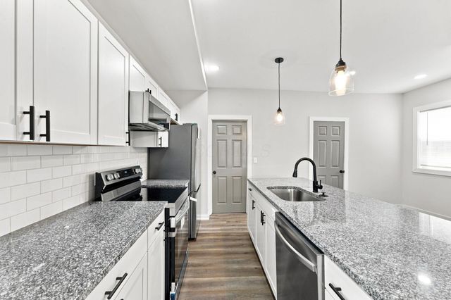 905 Bellows Avenue, Columbus, OH 43223