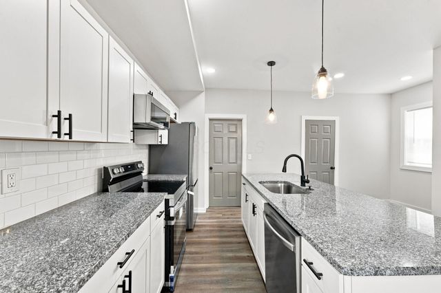 905 Bellows Avenue, Columbus, OH 43223