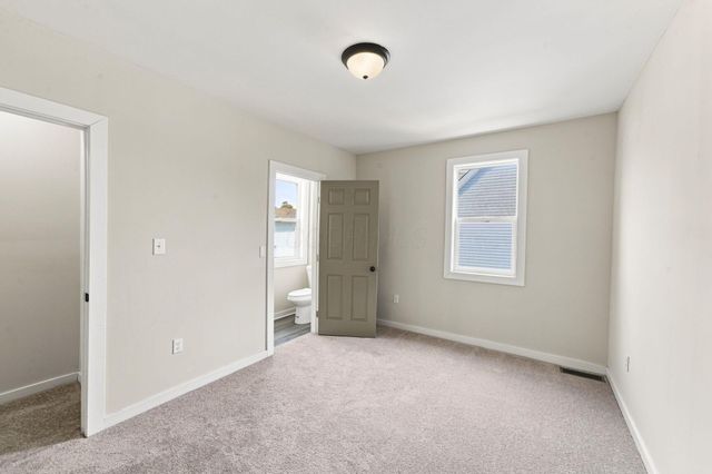 905 Bellows Avenue, Columbus, OH 43223