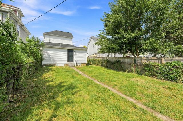 905 Bellows Avenue, Columbus, OH 43223