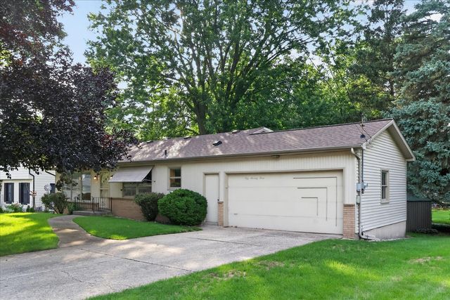 5073 Hillwood Court, Grand Rapids, MI 49508