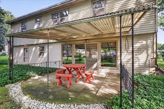 5073 Hillwood Court, Grand Rapids, MI 49508