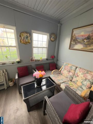 422 6th Avenue, Paterson, NJ 07514