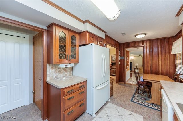 427 Perry Road, Tallmadge, OH 44278