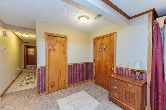 427 Perry Road, Tallmadge, OH 44278