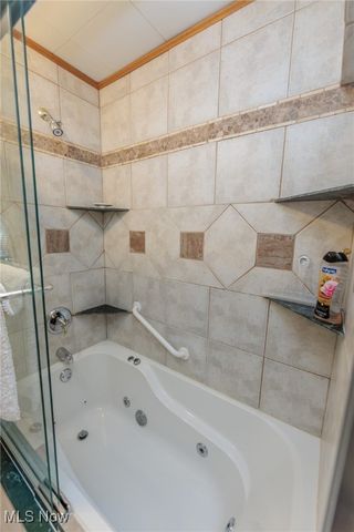 427 Perry Road, Tallmadge, OH 44278