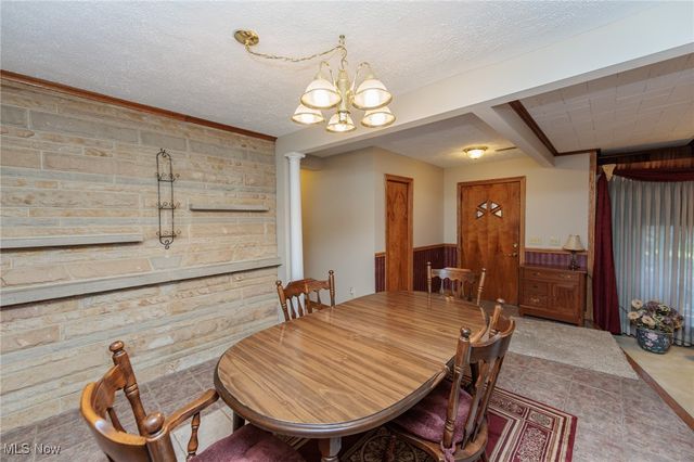 427 Perry Road, Tallmadge, OH 44278