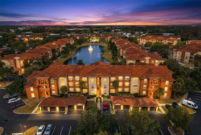5524 METROWEST BOULEVARD 10-203, Orlando, FL 32811