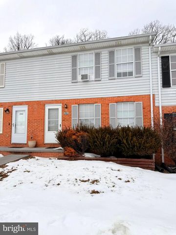 240 NOTTOWAY DR, Stephens City, VA 22655