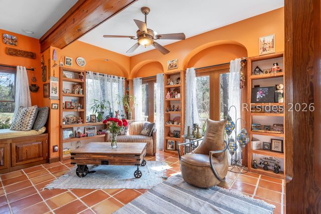 25 Wexford Cir, Hilton Head Island, SC 29928