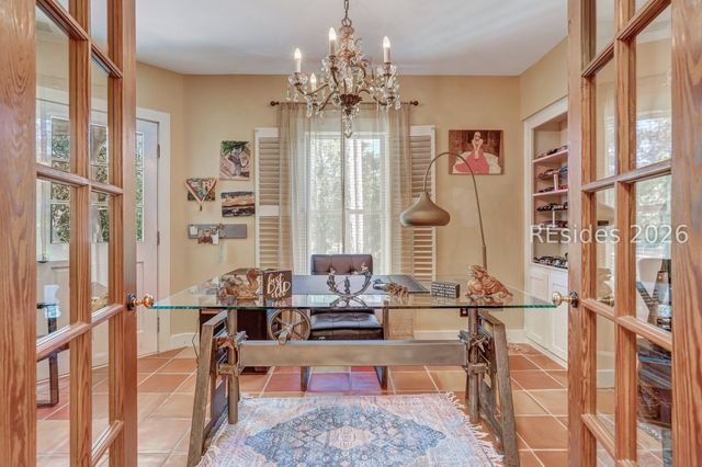 25 Wexford Cir, Hilton Head Island, SC 29928