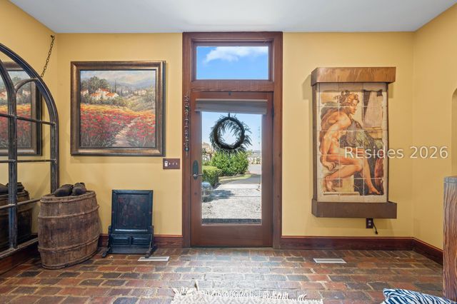 25 Wexford Cir, Hilton Head Island, SC 29928