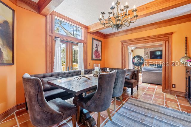 25 Wexford Cir, Hilton Head Island, SC 29928