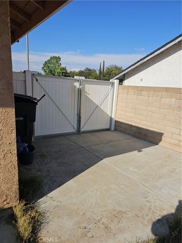 10030 Ontario Street, Riverside, CA 92503