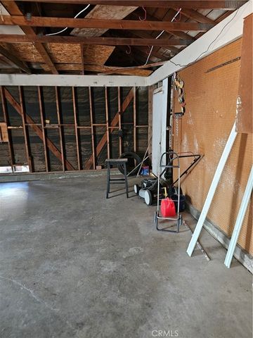 10030 Ontario Street, Riverside, CA 92503