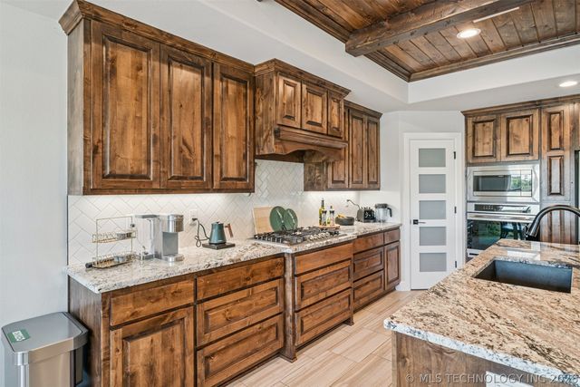 28282 E 112th Street S, Coweta, OK 74429
