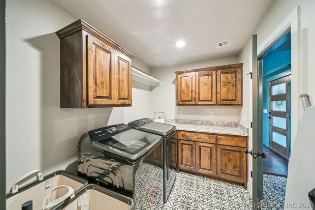 28282 E 112th Street S, Coweta, OK 74429