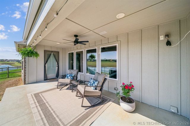 28282 E 112th Street S, Coweta, OK 74429