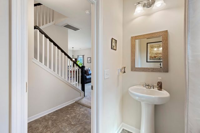 154 Chaste Tree Circle, Goose Creek, SC 29445