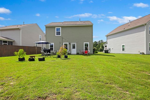 154 Chaste Tree Circle, Goose Creek, SC 29445
