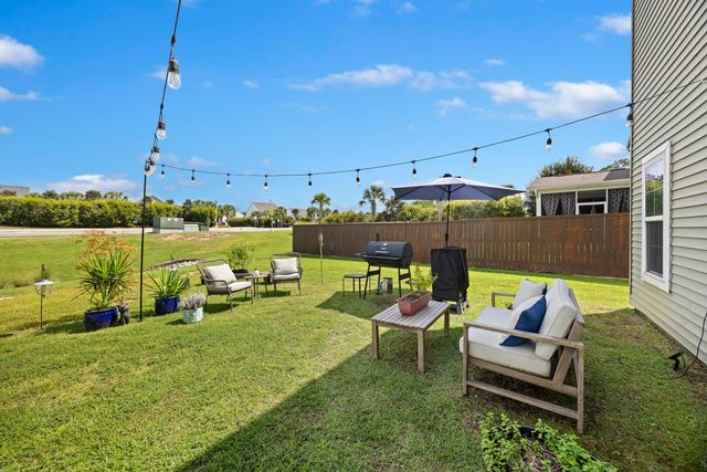 154 Chaste Tree Circle, Goose Creek, SC 29445