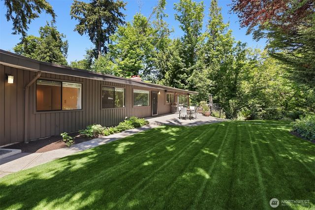 3600 86th Avenue SE, Mercer Island, WA 98040