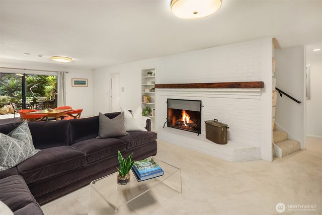 3600 86th Avenue SE, Mercer Island, WA 98040