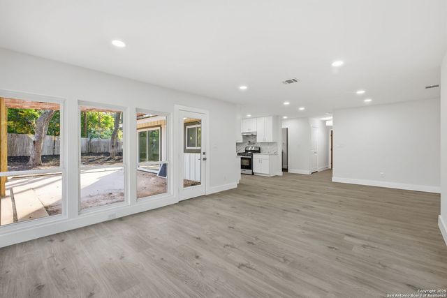 11306 Destiny, San Antonio, TX 78216