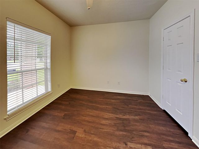 534 Starkstone Court, Spring, TX 77386