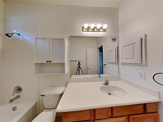 534 Starkstone Court, Spring, TX 77386