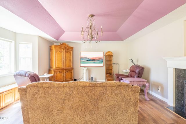 209 NW Stone Fly Court, Grants Pass, OR 97526