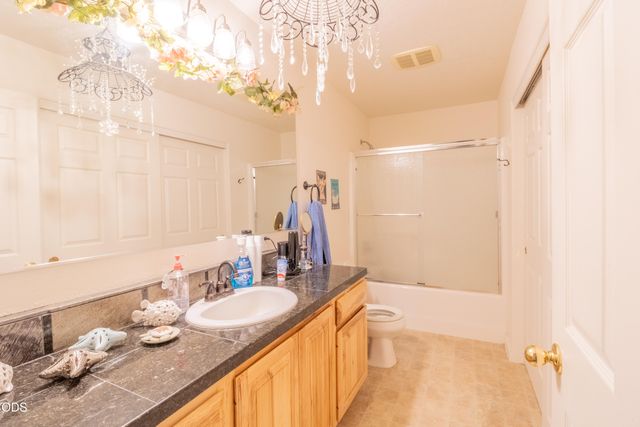 209 NW Stone Fly Court, Grants Pass, OR 97526