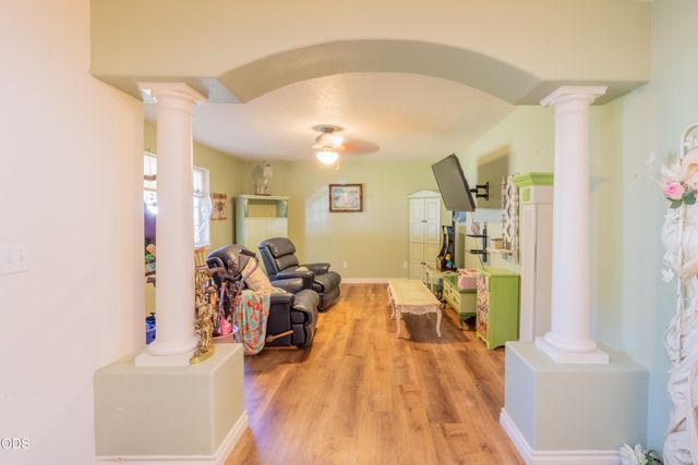 209 NW Stone Fly Court, Grants Pass, OR 97526