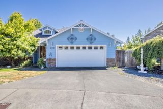 209 NW Stone Fly Court, Grants Pass, OR 97526